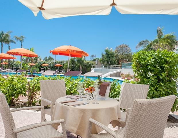 Hotel Acacia Marina Marina di Ragusa Exterior foto