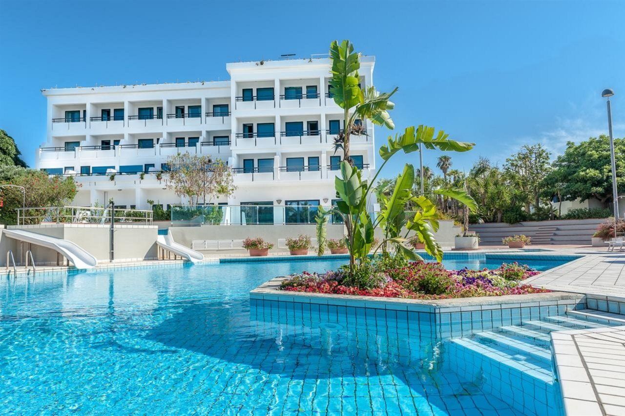 Hotel Acacia Marina Marina di Ragusa Exterior foto