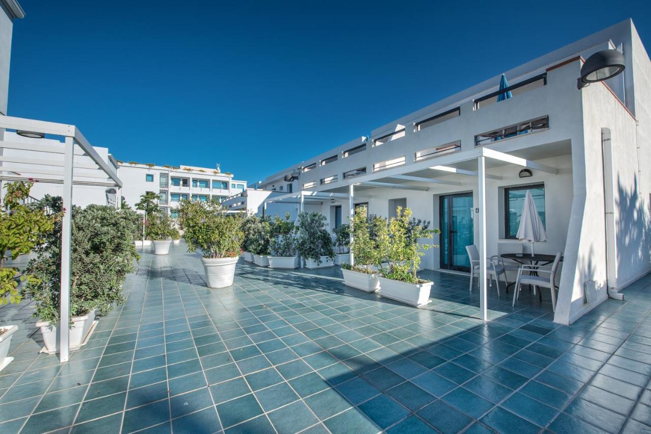 Hotel Acacia Marina Marina di Ragusa Exterior foto